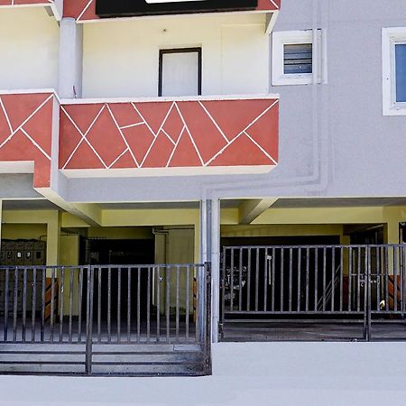 צ'נאי Collection O Sithalapakkam Medavakkam Formerly Srinivasa Residency מראה חיצוני תמונה