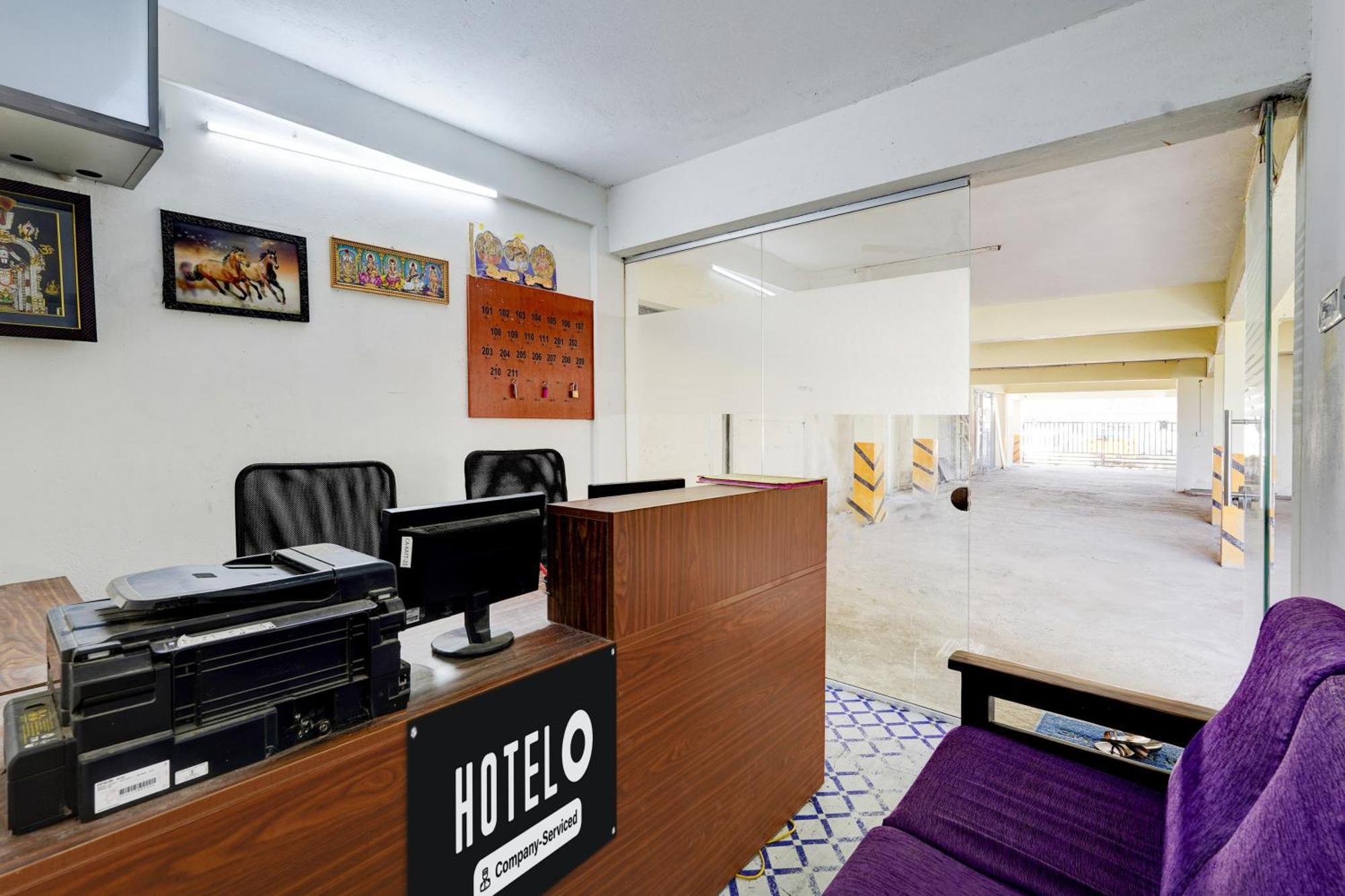 צ'נאי Collection O Sithalapakkam Medavakkam Formerly Srinivasa Residency מראה חיצוני תמונה